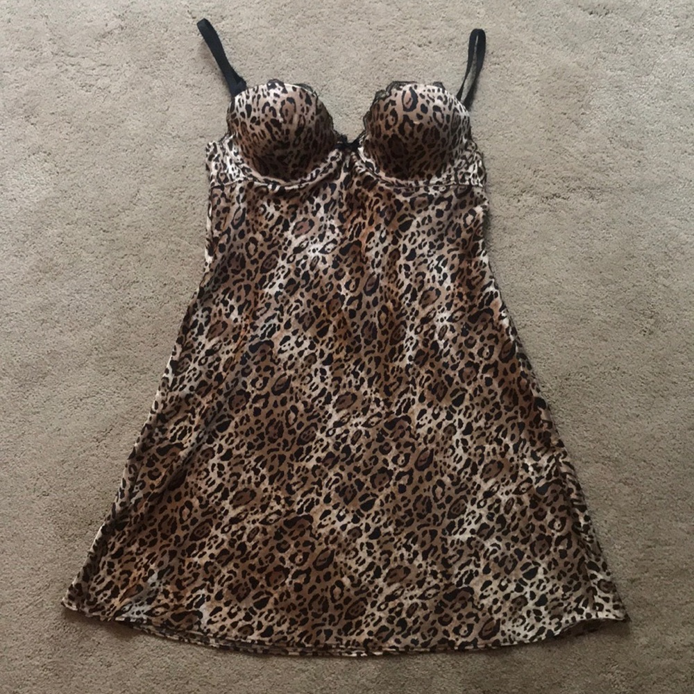 NWOT VS silk lingerie